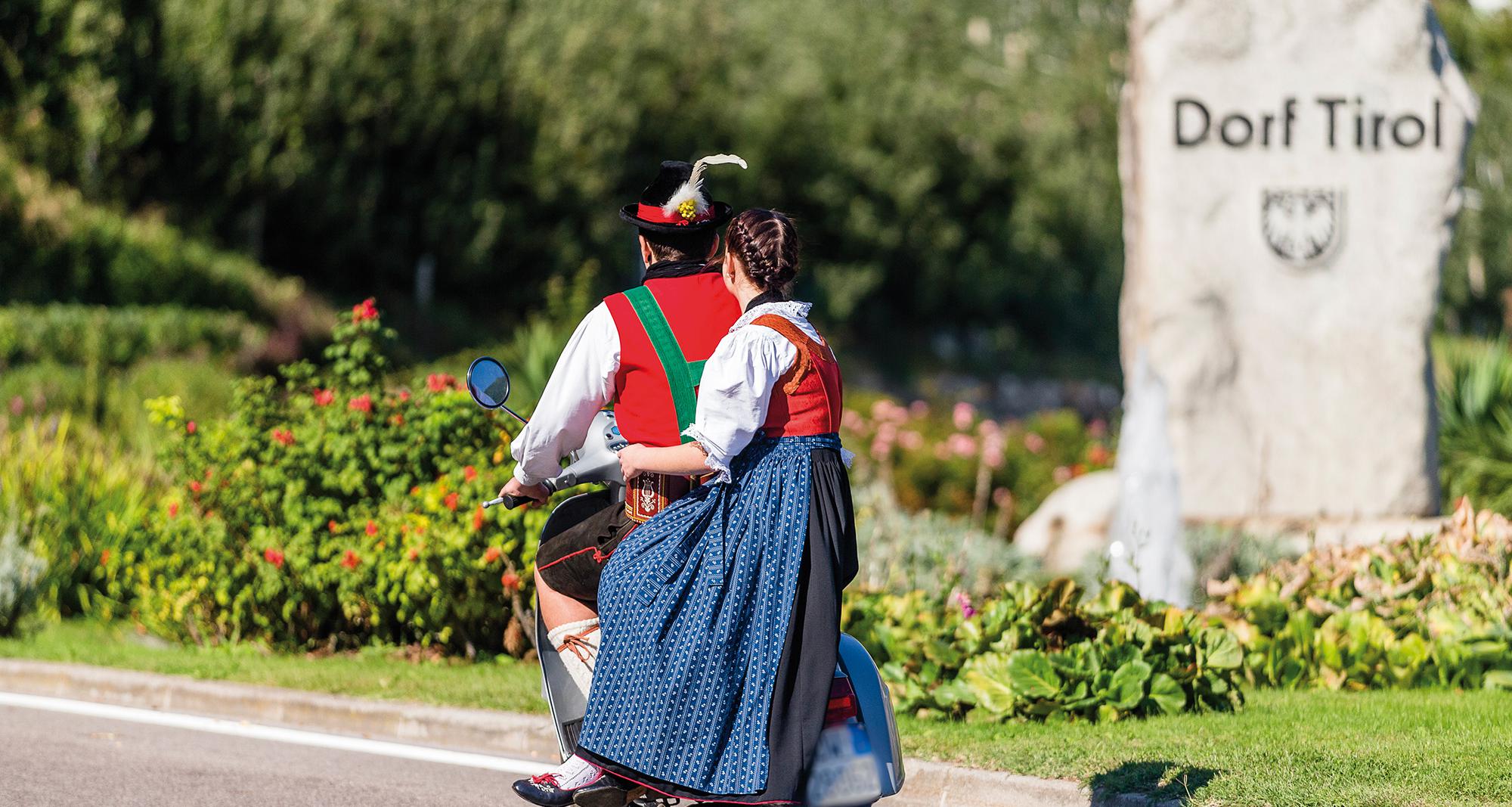 Ingresso del paese di Tirolo